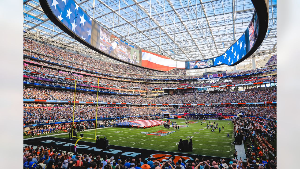 Rams unveil SoFi Stadium-inspired, 20-carat weight Super Bowl LVI