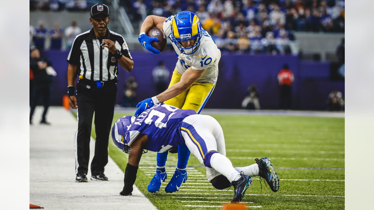 NFL - Thursday Night in L.A. Minnesota Vikings vs. Los Angeles Rams on  #TNF! #MINvsLAR 