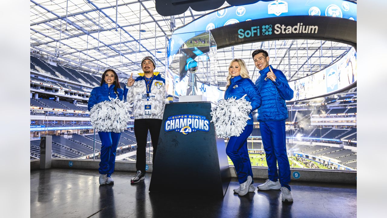 FAN PHOTOS: Rams Season Ticket Members test their skills at the Rams House  Combine