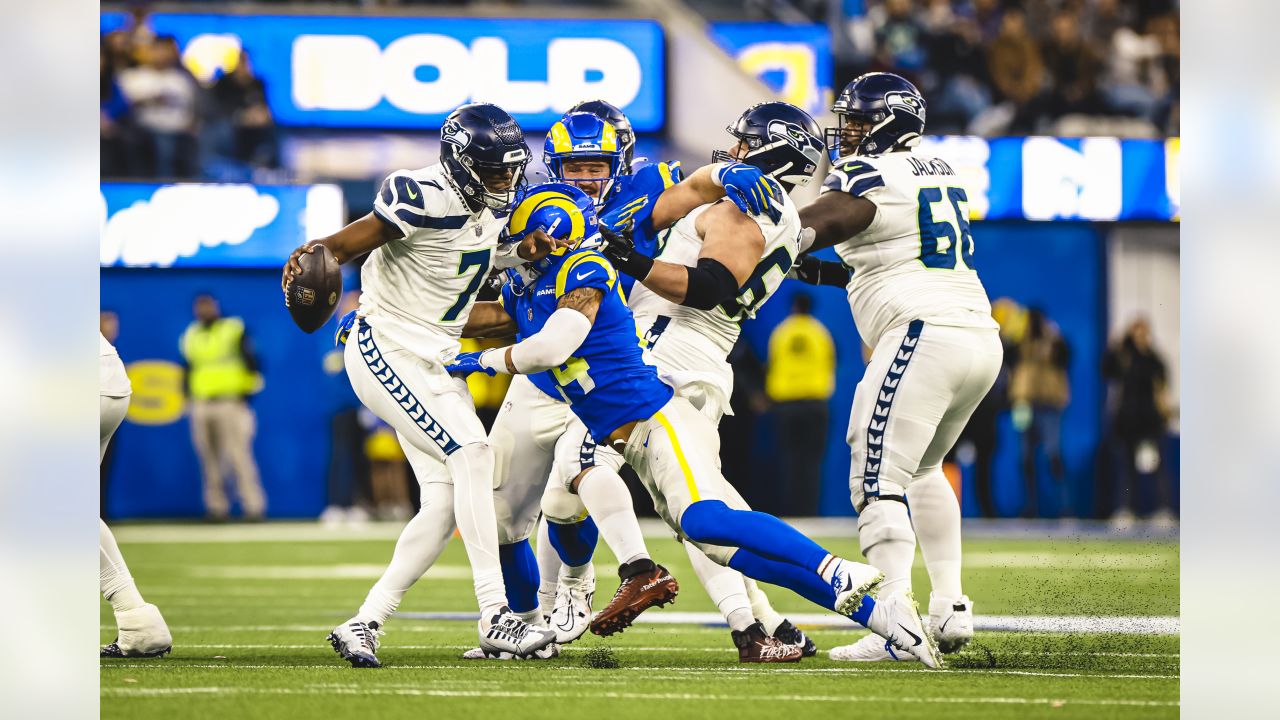 Rams vs Seahawks NFL Week 13 picks against spread: Will Bobby Wagner upset  Seattle? - Turf Show Times