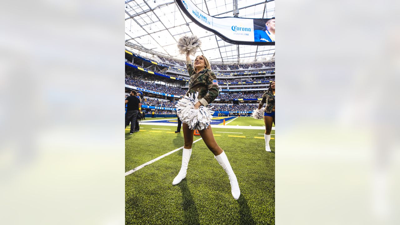 Indianapolis Colts Cheerleaders Photos from Week 10 – Ultimate