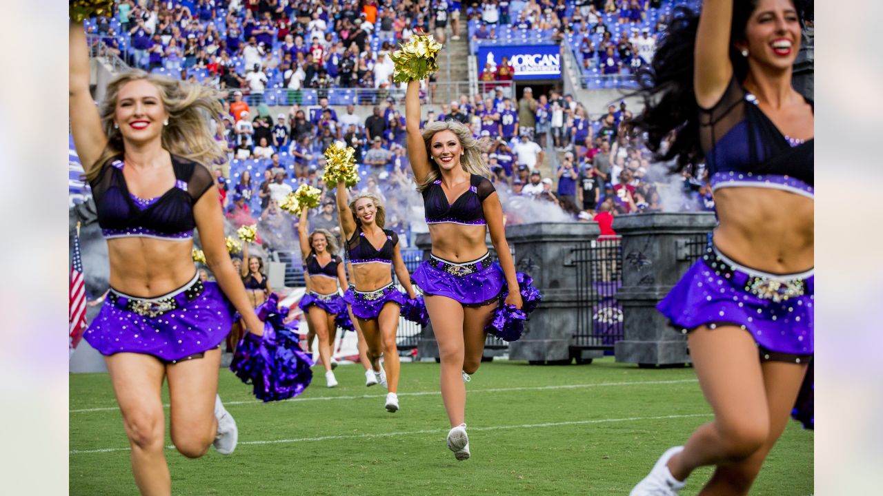 Cheerleaders: Ravens vs. Commanders, Preseason 3