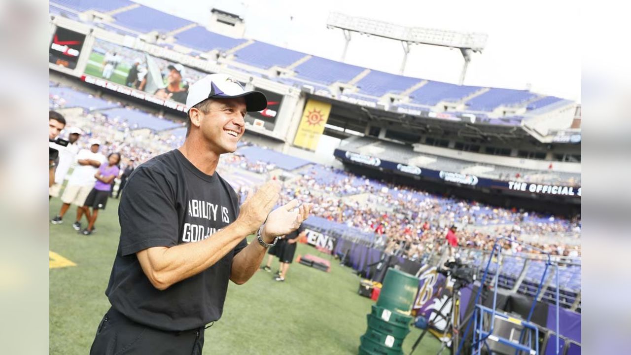 Fans Flock to M&T Bank Stadium for an Unforgettable Gameday Experience