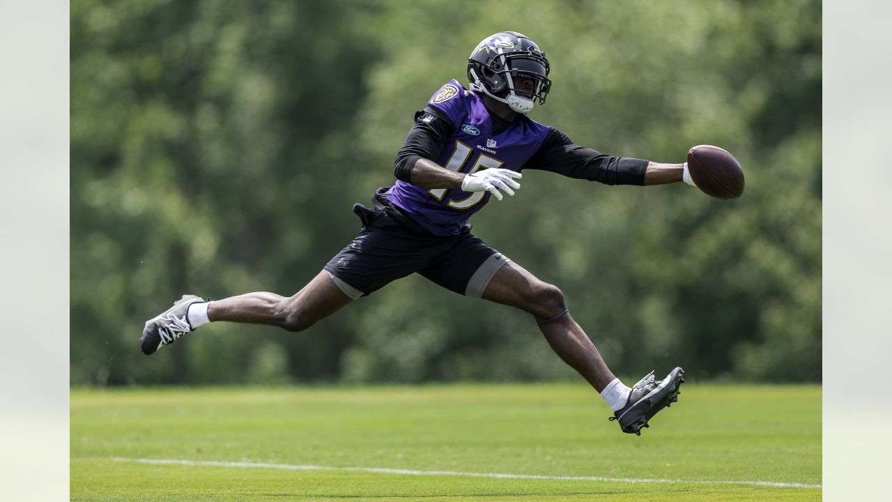 He's really hungry': Gus Edwards' speed training helped Ravens' undrafted  rookie break out