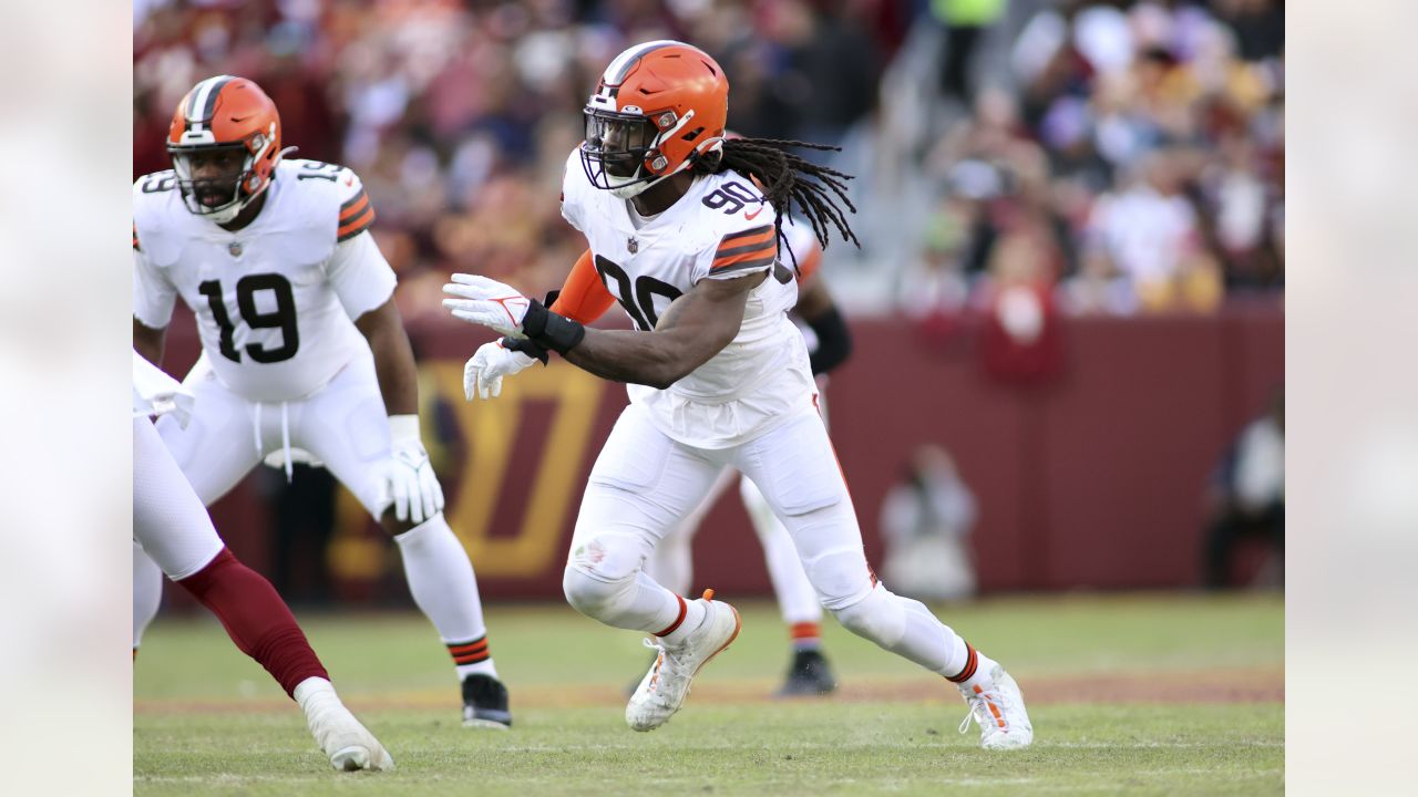 Carlos Dunlap adds Super Bowl ring to his national championship