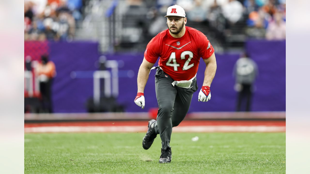 Ravens FB Patrick Ricard, ILB Roquan Smith show off punt catching skills at  2023 Pro Bowl Games