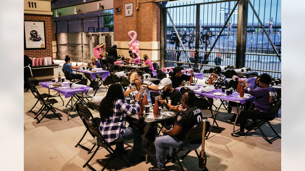 Ravens Host Sip 'N Paint Night for Purple Club