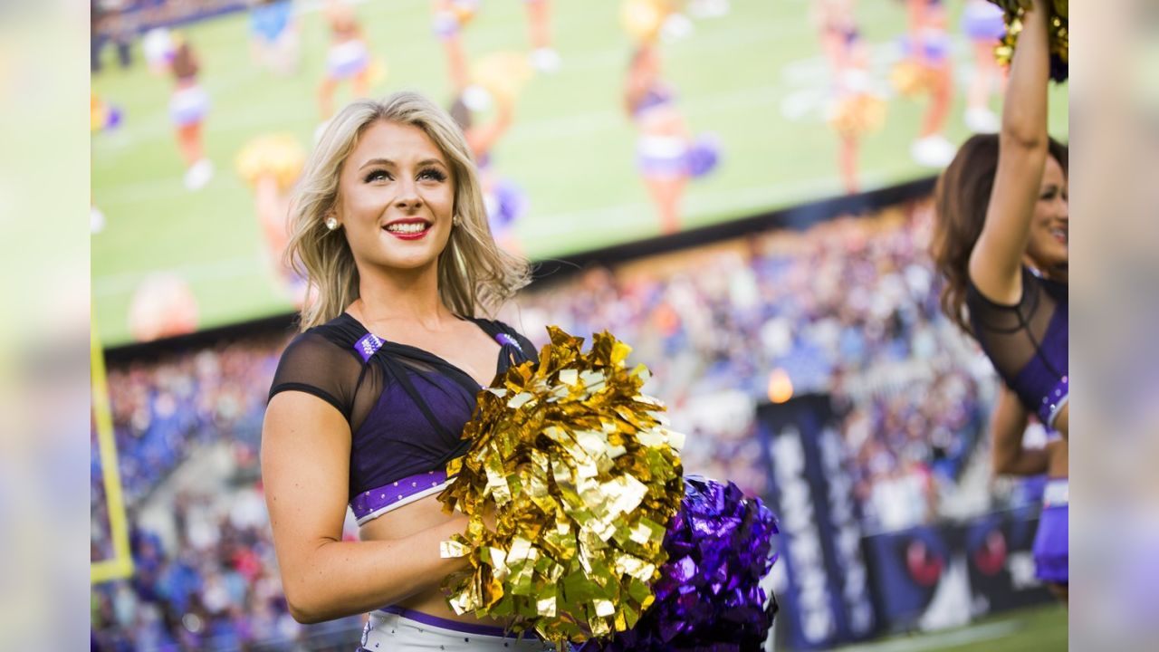 Cheerleaders: Ravens vs. Commanders, Preseason 3