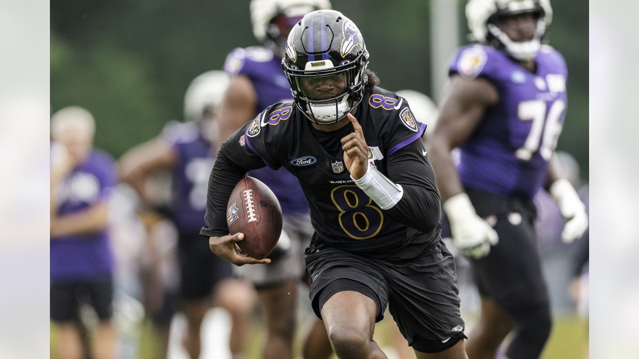 Baltimore Ravens quarterback Lamar Jackson (8) works out during the team's  NFL football training camp, Saturday, July 29, 2023, in Baltimore. (AP  Photo/Nick Wass Stock Photo - Alamy