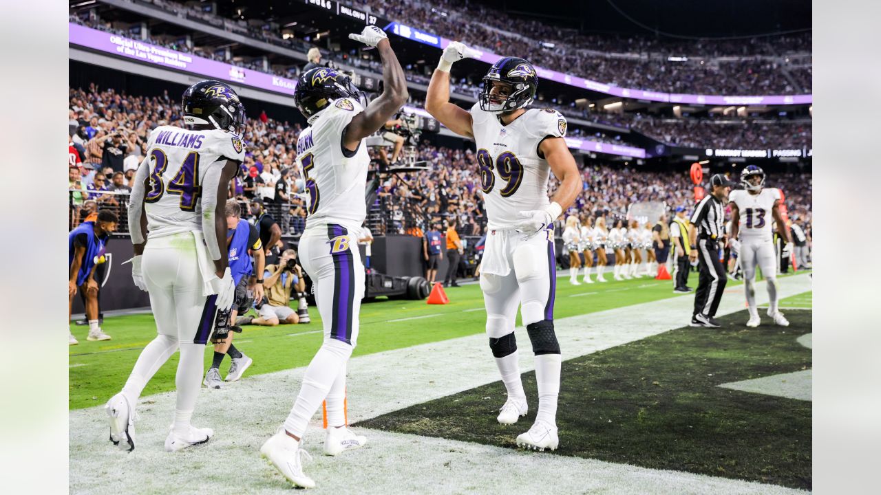 Gameday Gallery: Ravens vs. Raiders