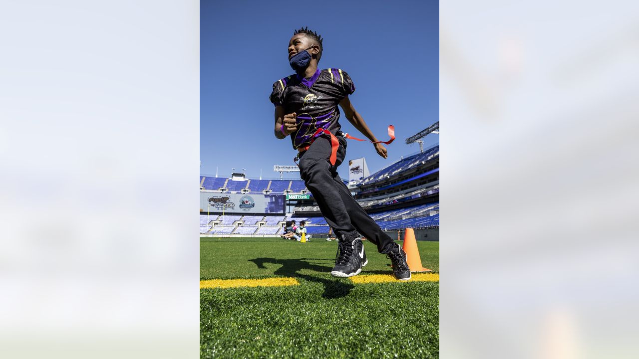 The Ravens and NFL Play 60 visit APG, ABERDEEN PROVING GROU…