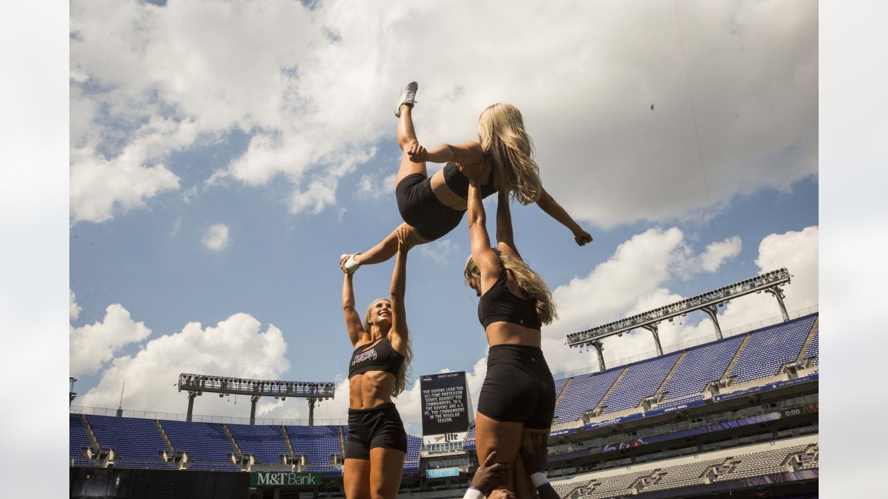 Cheerleaders: Ravens vs. Commanders, Preseason 3