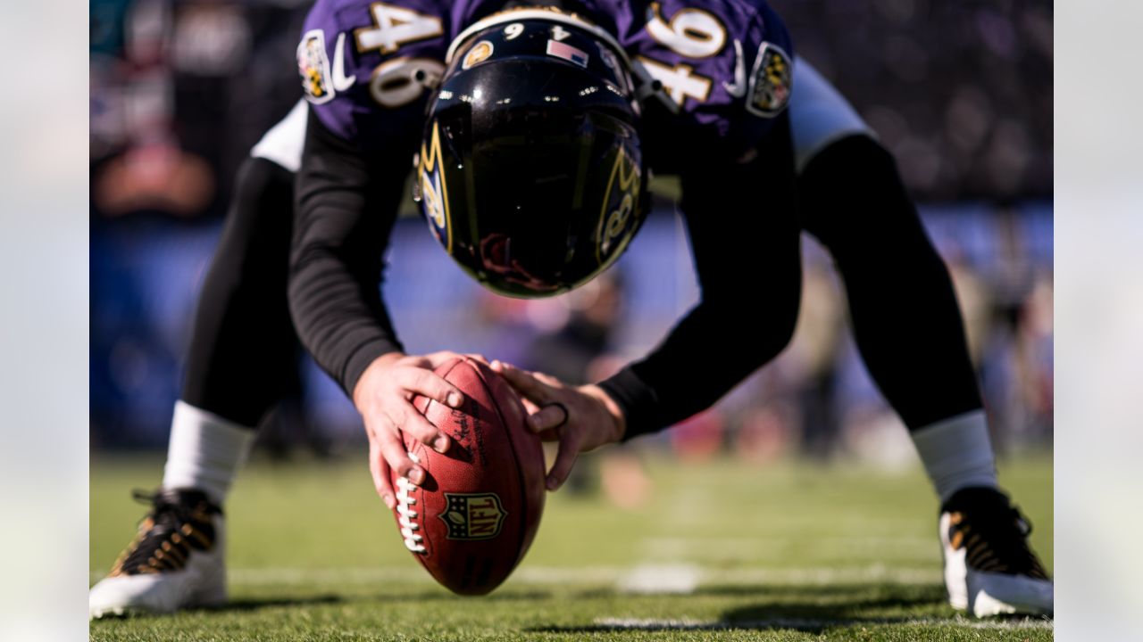 NFL: Nov 21 Baltimore Ravens Vs Carolina Panthers Editorial Stock Photo -  Image of baltimore, football: 17108598