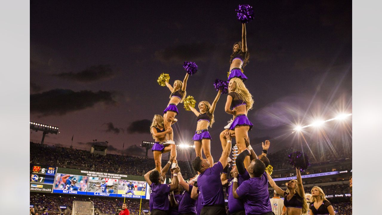 Cheerleaders: Ravens vs. Commanders, Preseason 3