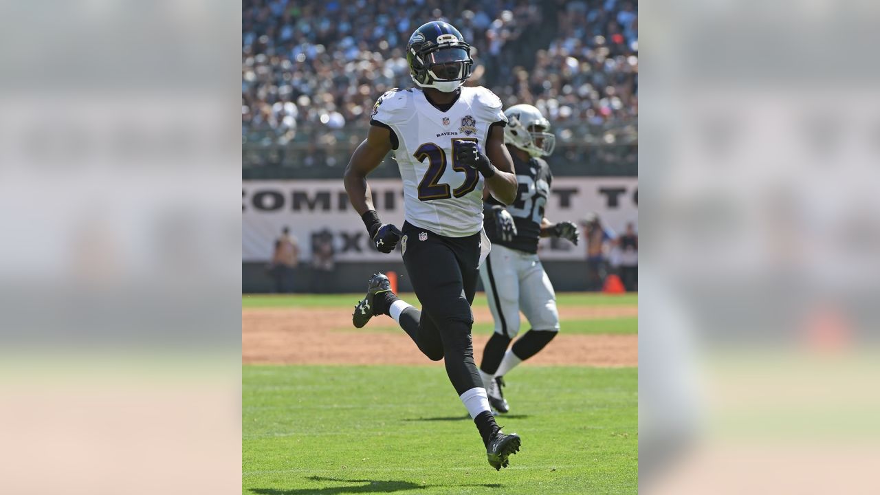 Ravens cornerback Tray Walker mourned, remembered at funeral in Miami