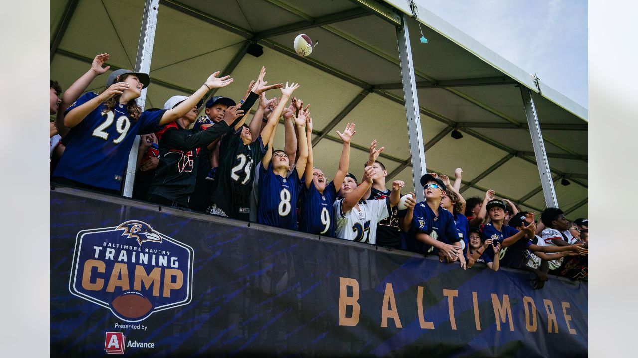 Fans Flock to M&T Bank Stadium for an Unforgettable Gameday Experience