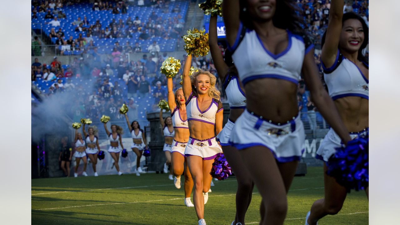 Cheerleaders: Ravens vs. Titans, Preseason 1