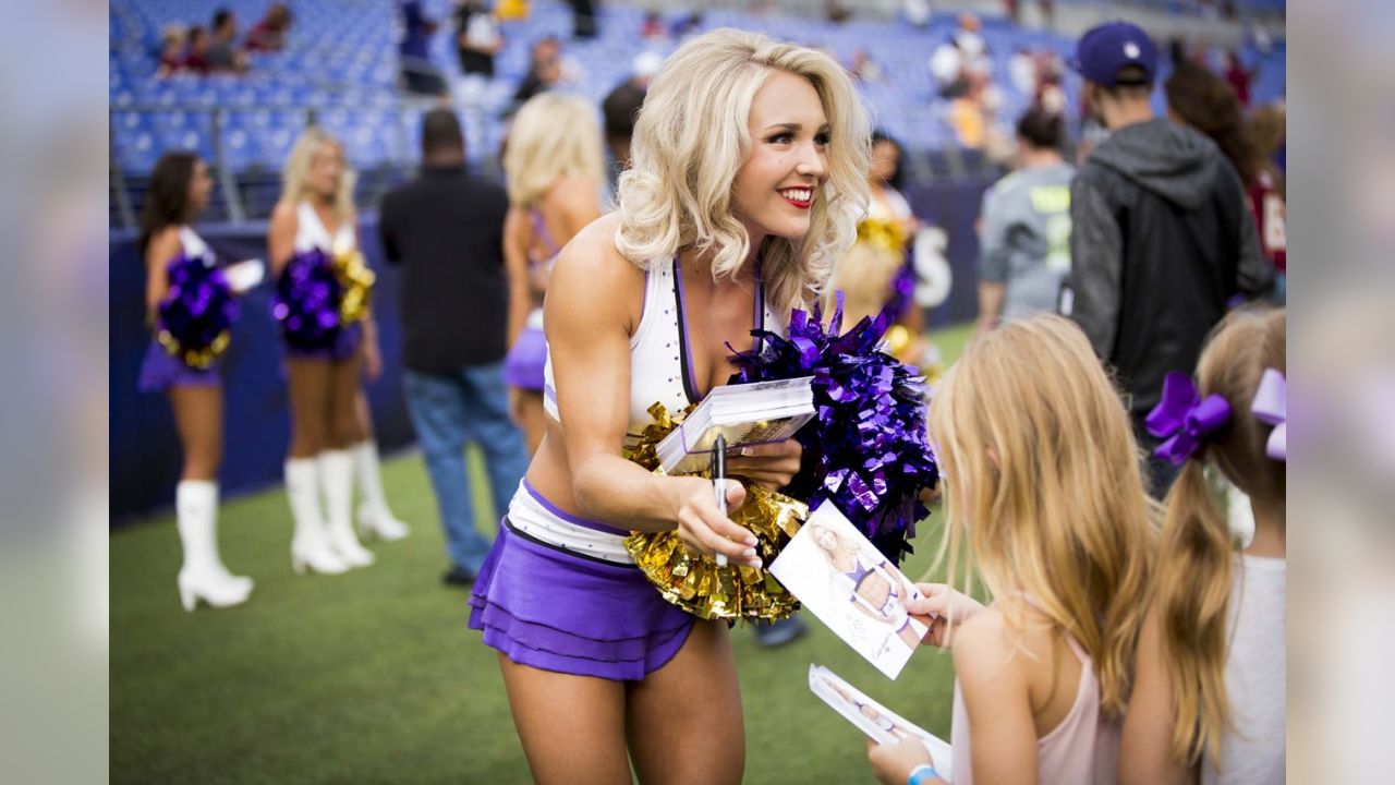 NFL cheerleaders: The preseason edition