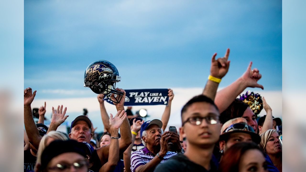 Thousands Flock To Celebrate Ravens Countdown To Kickoff