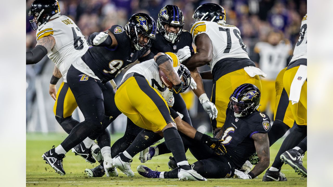 Gameday Gallery: Ravens vs. Steelers, Week 17