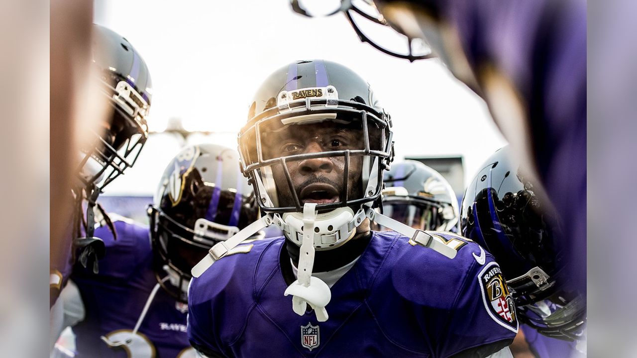 Ravens Embrace the Funny-Looking Guardian Helmets - Sports