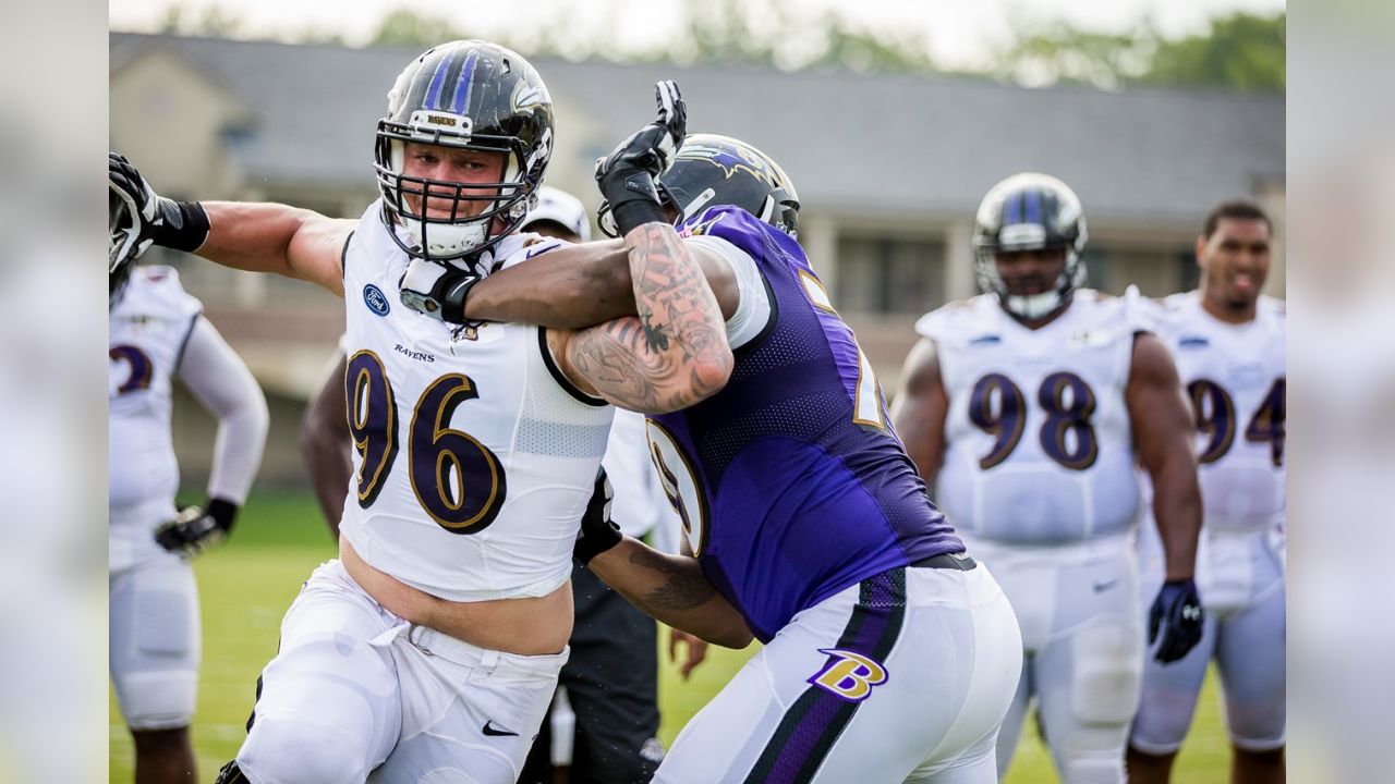 Former Ravens TE Maxx Williams On Why Winning Ed Block Courage Award Is So  Special - PressBox