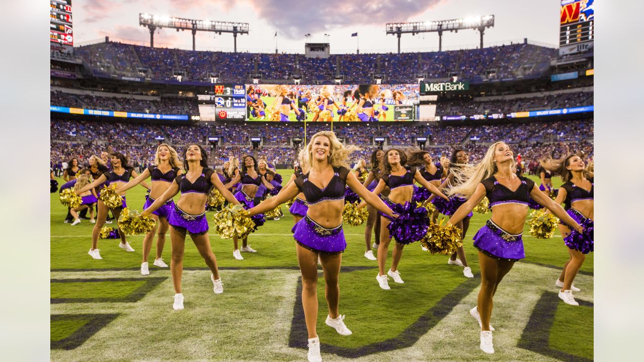 Cheerleaders: Ravens vs. Commanders, Preseason 3