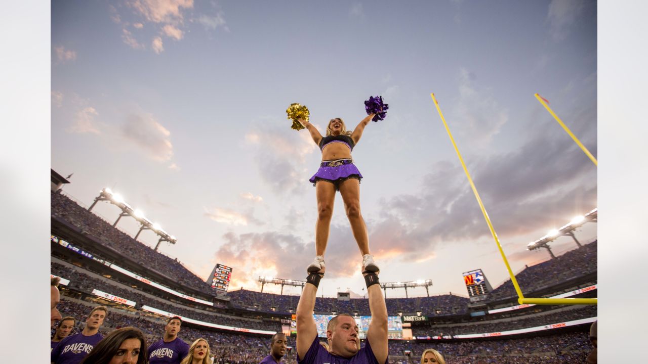 Cheerleaders: Ravens vs. Commanders, Preseason 3