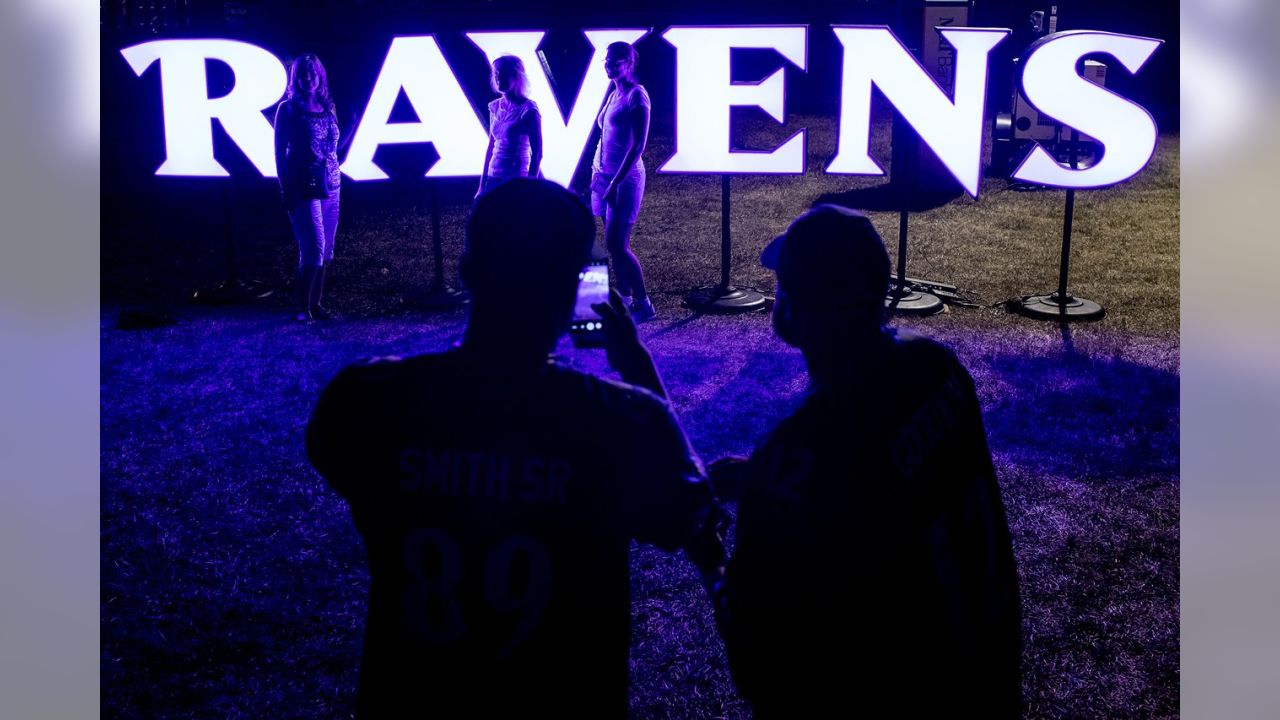 Thousands Flock To Celebrate Ravens Countdown To Kickoff