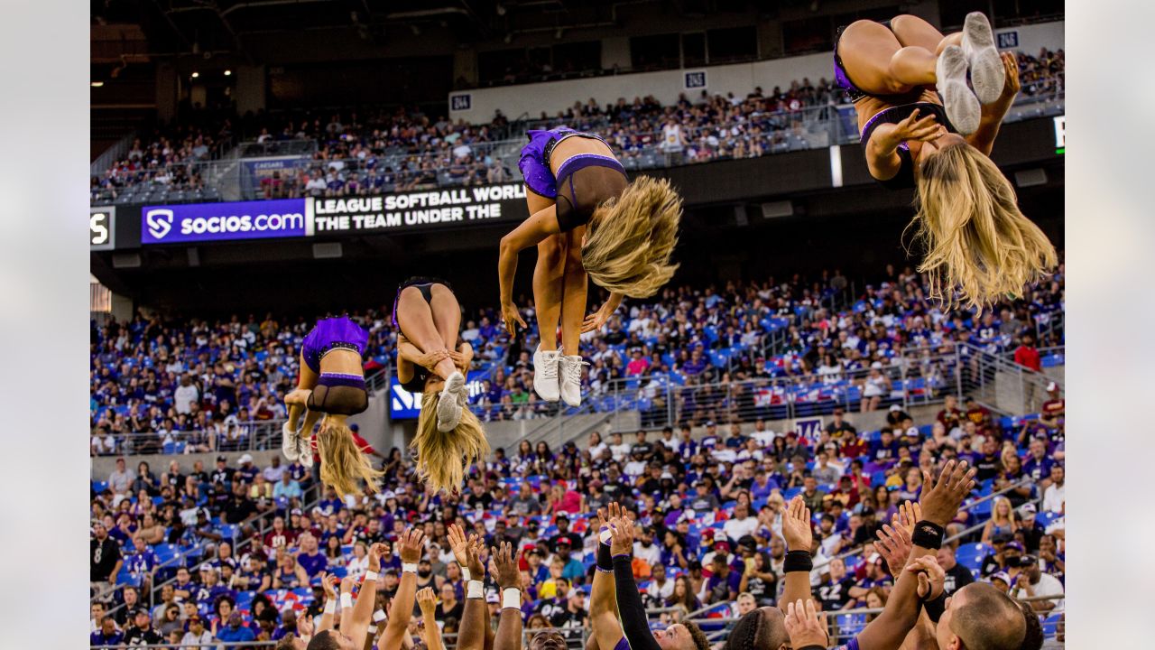 Cheerleaders: Ravens vs. Commanders, Preseason 3