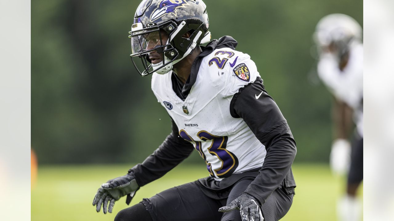 Baltimore, MD, USA. 24th Sep, 2023. Baltimore Ravens QB Lamar Jackson (8)  in action against the Indianapolis Colts at M&T Bank Stadium in Baltimore,  MD. Photo/ Mike Buscher/Cal Sport Media (Credit Image: ©