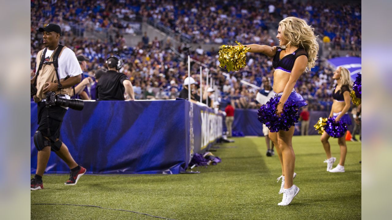 Cheerleaders: Ravens vs. Commanders, Preseason 3