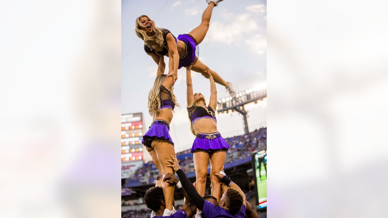 Cheerleaders: Ravens vs. Commanders, Preseason 3