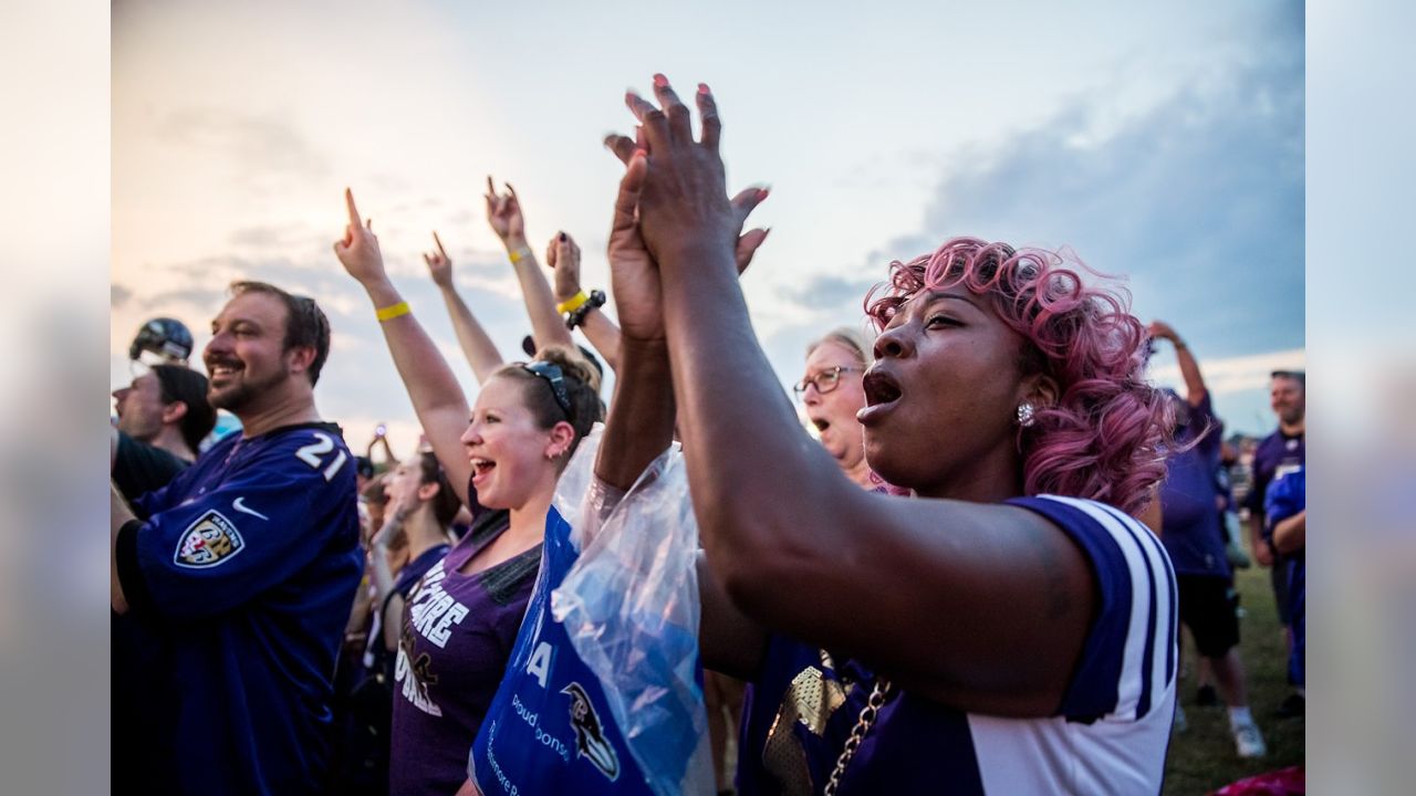 Thousands Flock To Celebrate Ravens Countdown To Kickoff