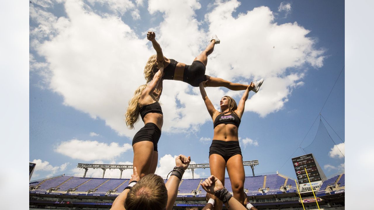 Cheerleaders: Ravens vs. Commanders, Preseason 3