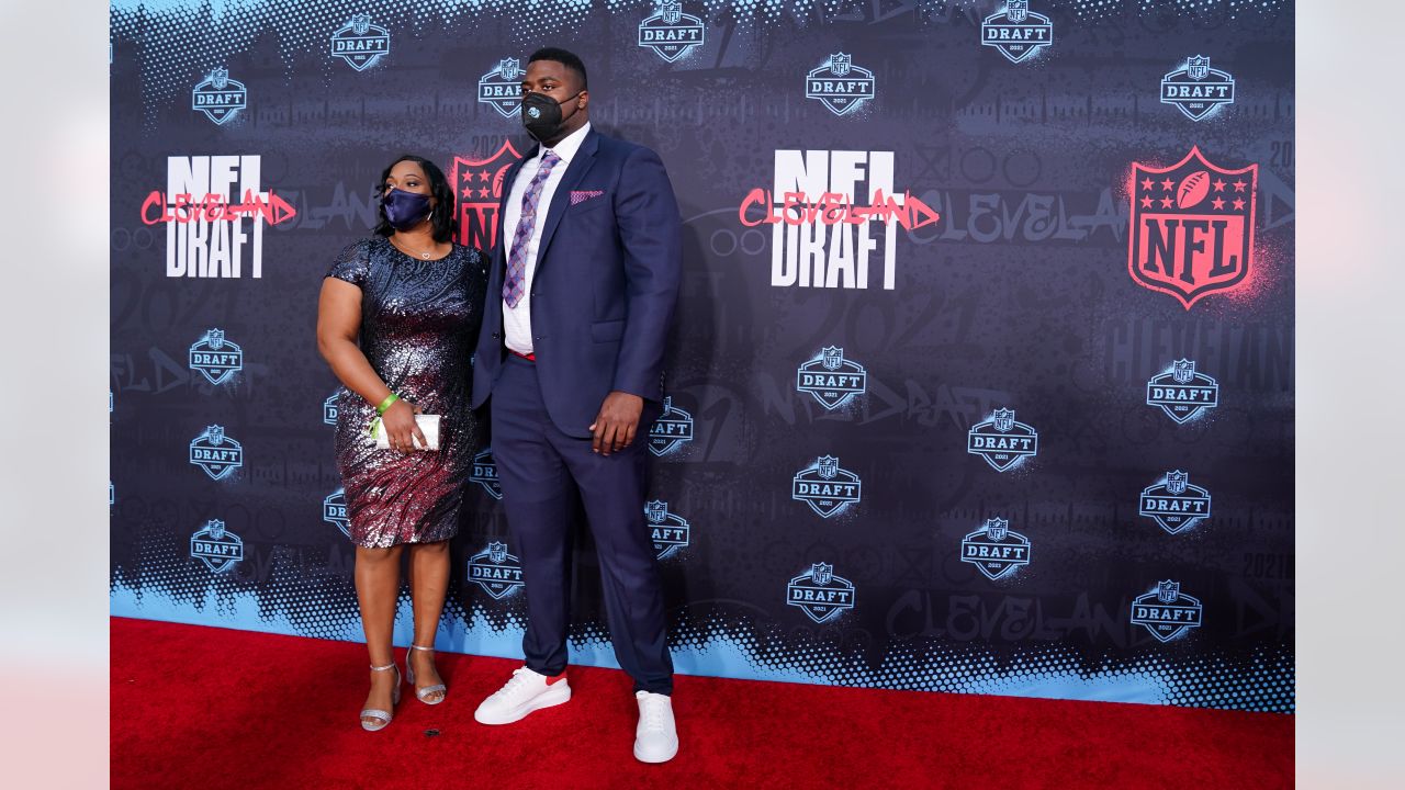 Photo Gallery: NFL Draft Picks Walkin' the Walk on Red Carpet in