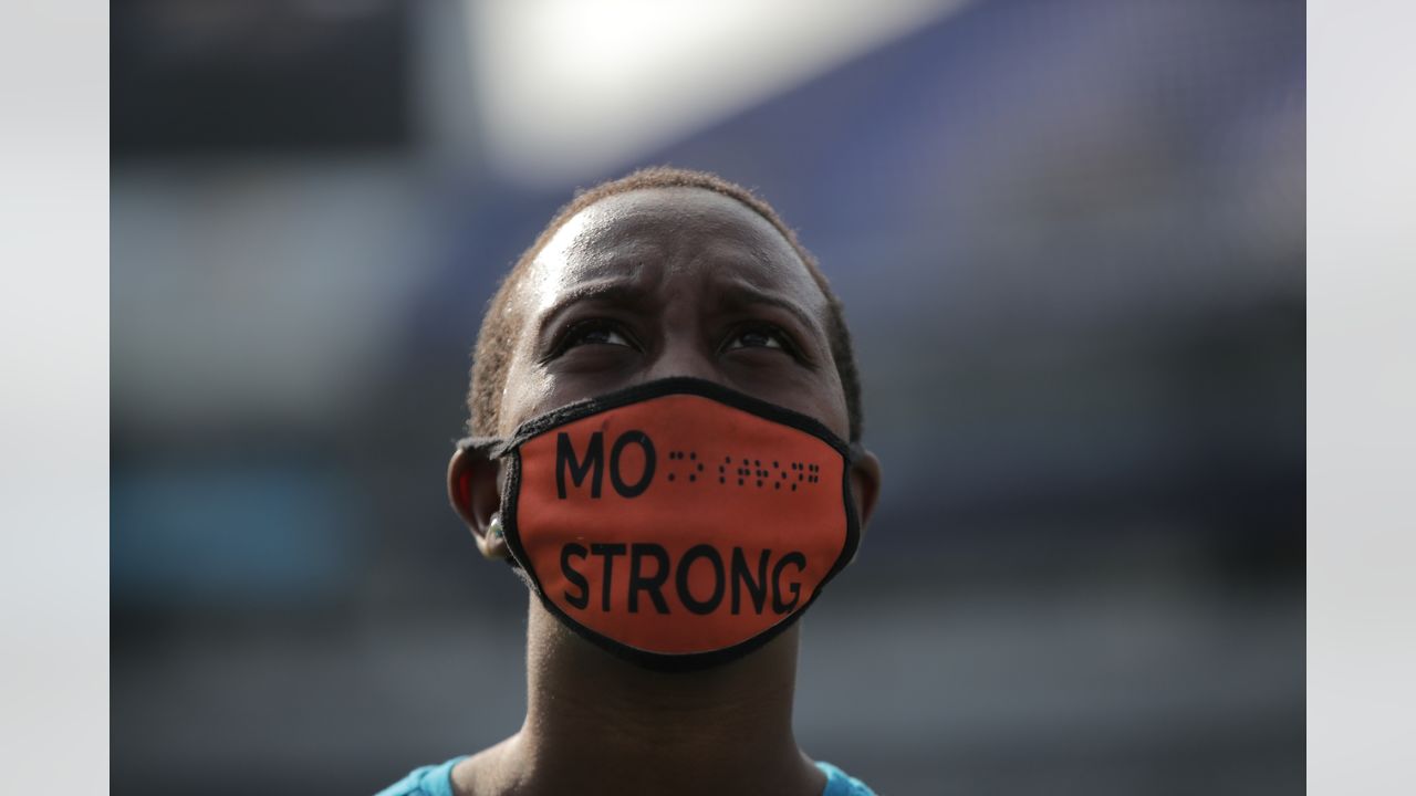 Why Is the “Mo” in “Baltimore” a Different Color in Ravens End Zone?