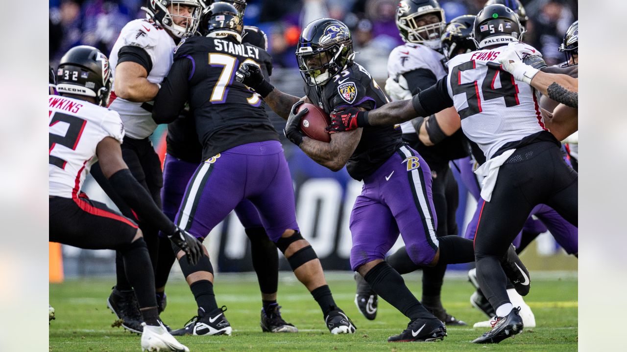 Photo: Baltimore Ravens defeat Atlanta Falcons 17-9 in Baltimore -  BAL20221224115 