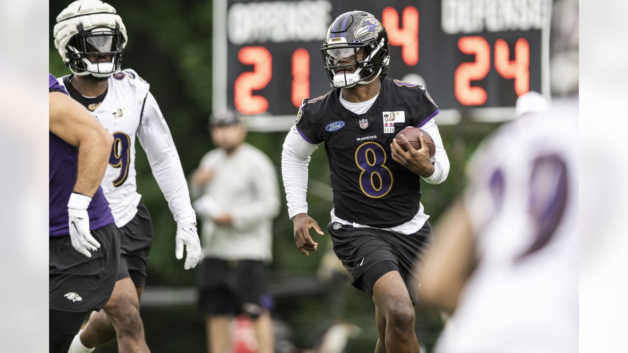 Baltimore Ravens quarterback Lamar Jackson (8) works out during the team's  NFL football training camp, Saturday, July 29, 2023, in Baltimore. (AP  Photo/Nick Wass Stock Photo - Alamy