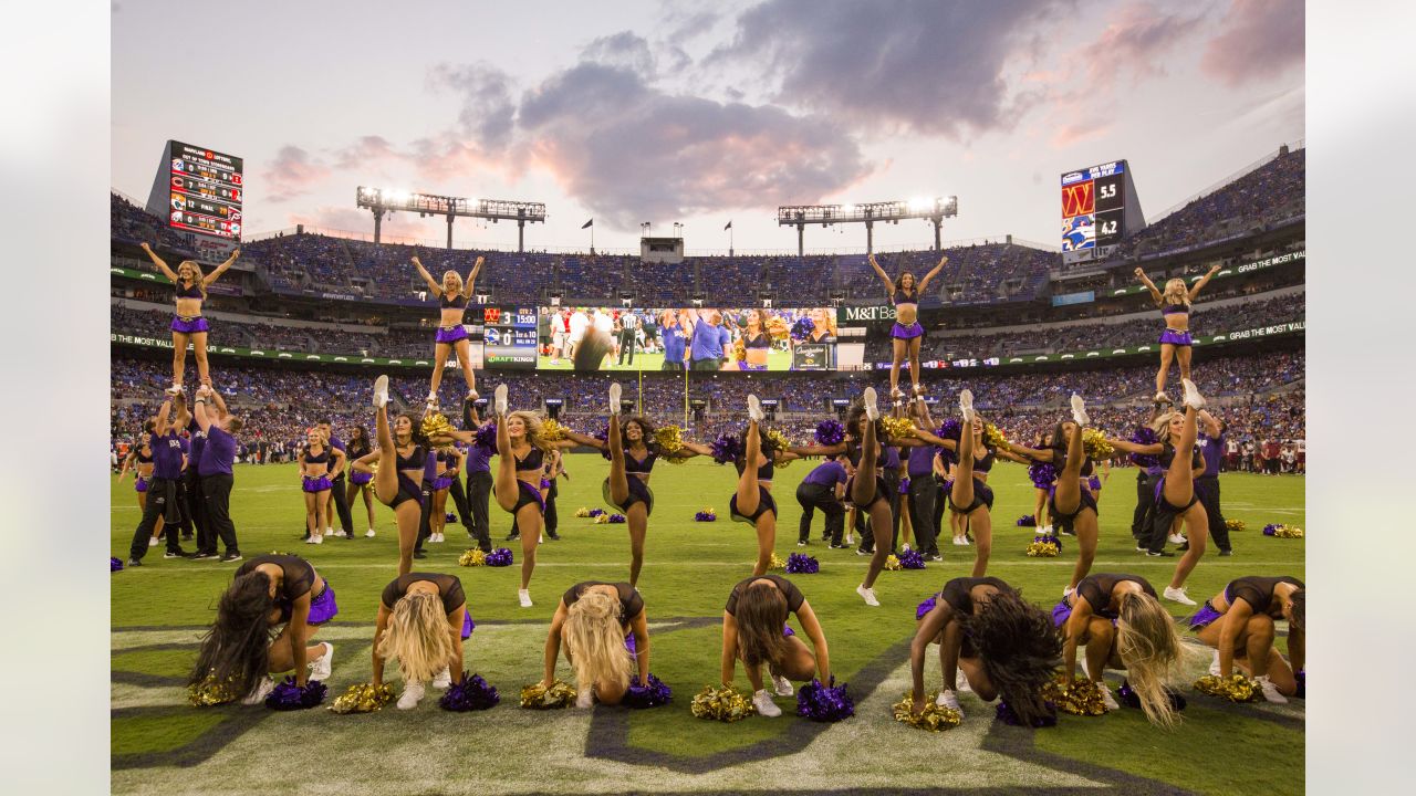 Cheerleaders: Ravens vs. Commanders, Preseason 3