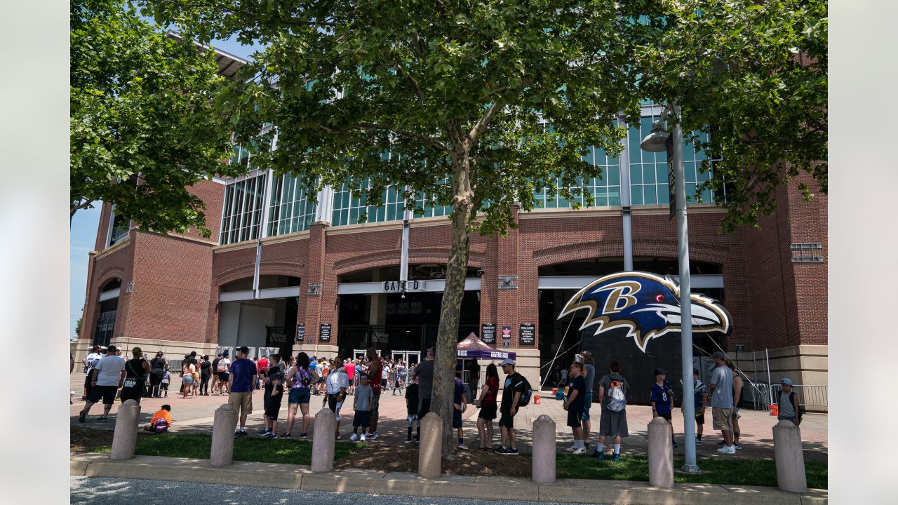 Baltimore Ravens - On Saturday, April 15, the gates of M&T Bank Stadium  will open for area youth football players to learn what it takes to Play  Like A Raven on our