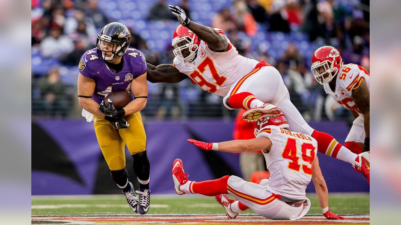 4,982 Chiefs V Ravens Stock Photos, High-Res Pictures, and Images