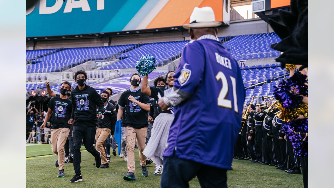 Former Ravens DL Calais Campbell thanks Baltimore in Instagram post