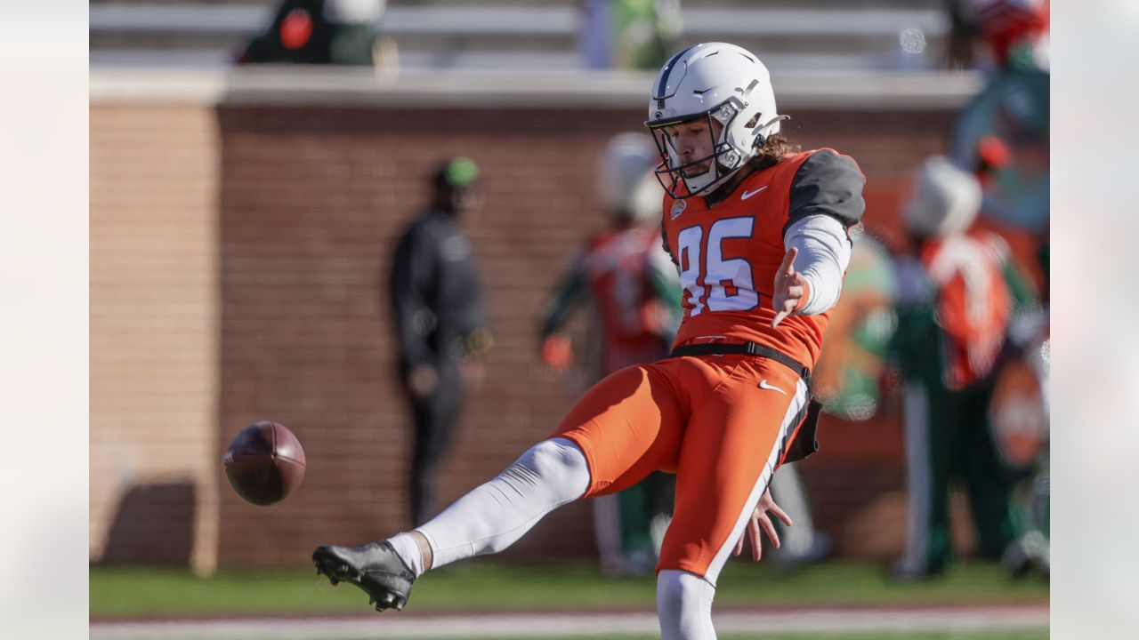 Chiefs OL Creed Humphrey named Reese's Senior Bowl Rookie of the Year