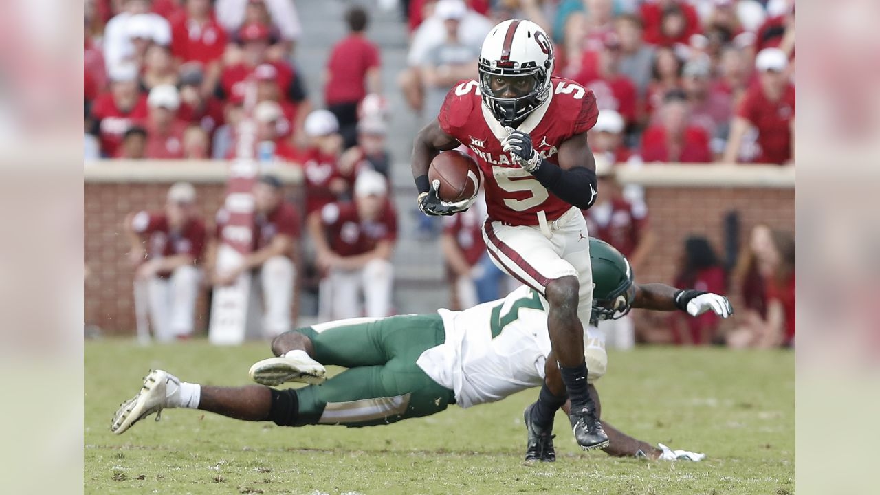 Oklahoma wide receiver Marquise Brown (5) warms up before the Orange Bowl  NCAA college football …