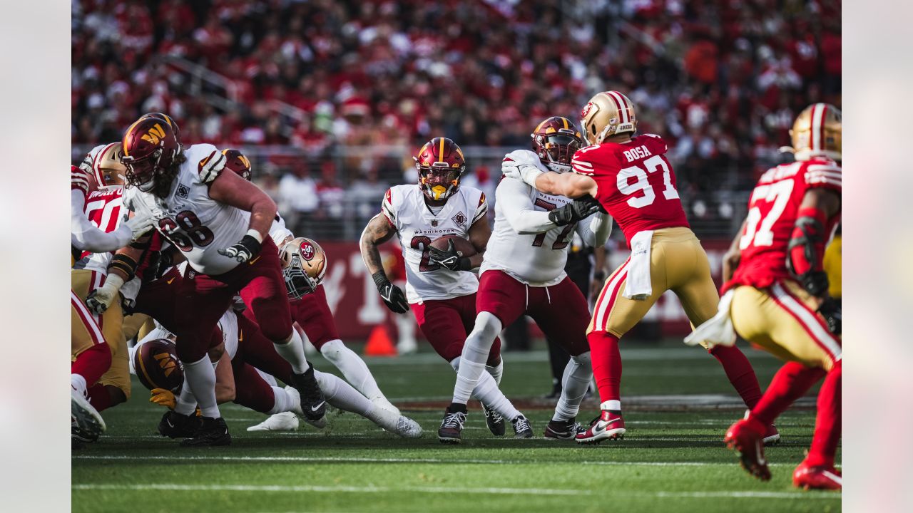 Wake Up Washington  Washington's defensive line steps up in win