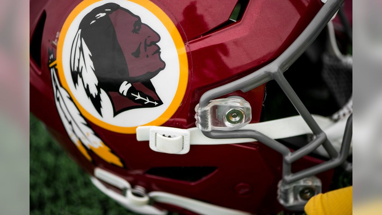 Redskins Wearing Throwback Uniforms Vs. Cowboys