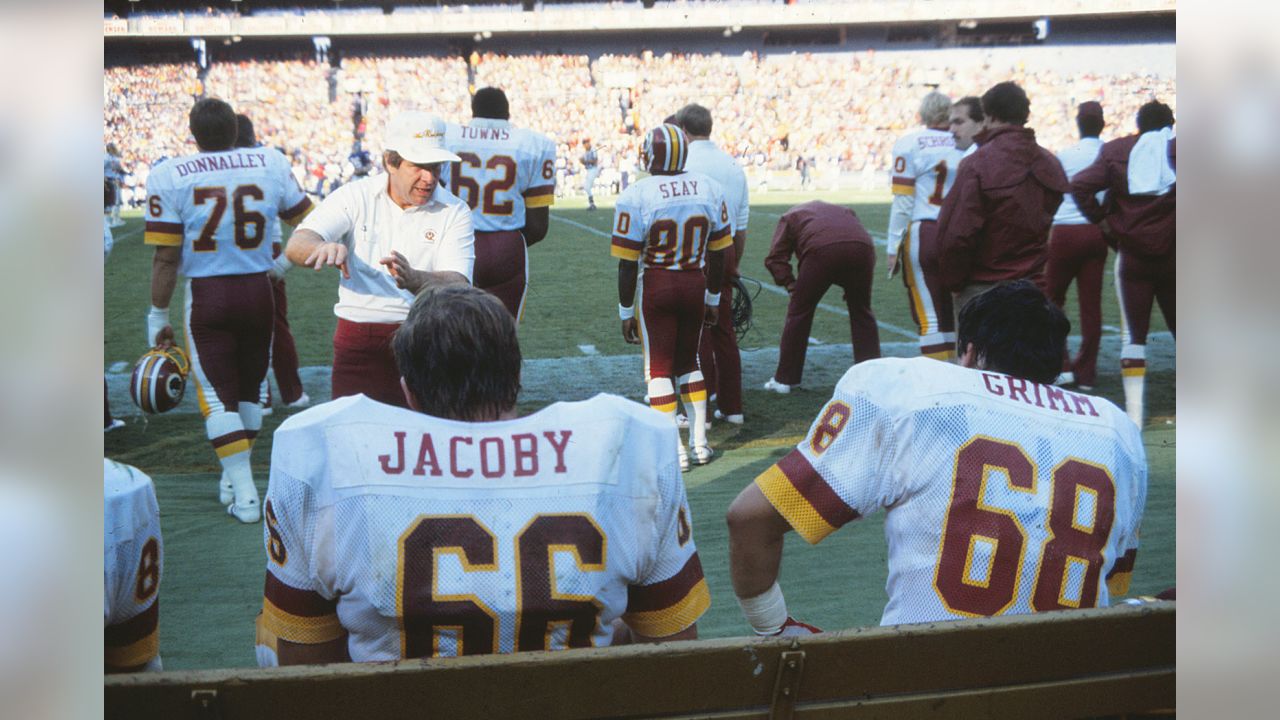 Joe Jacoby editorial image. Image of redskins, sports - 74096325