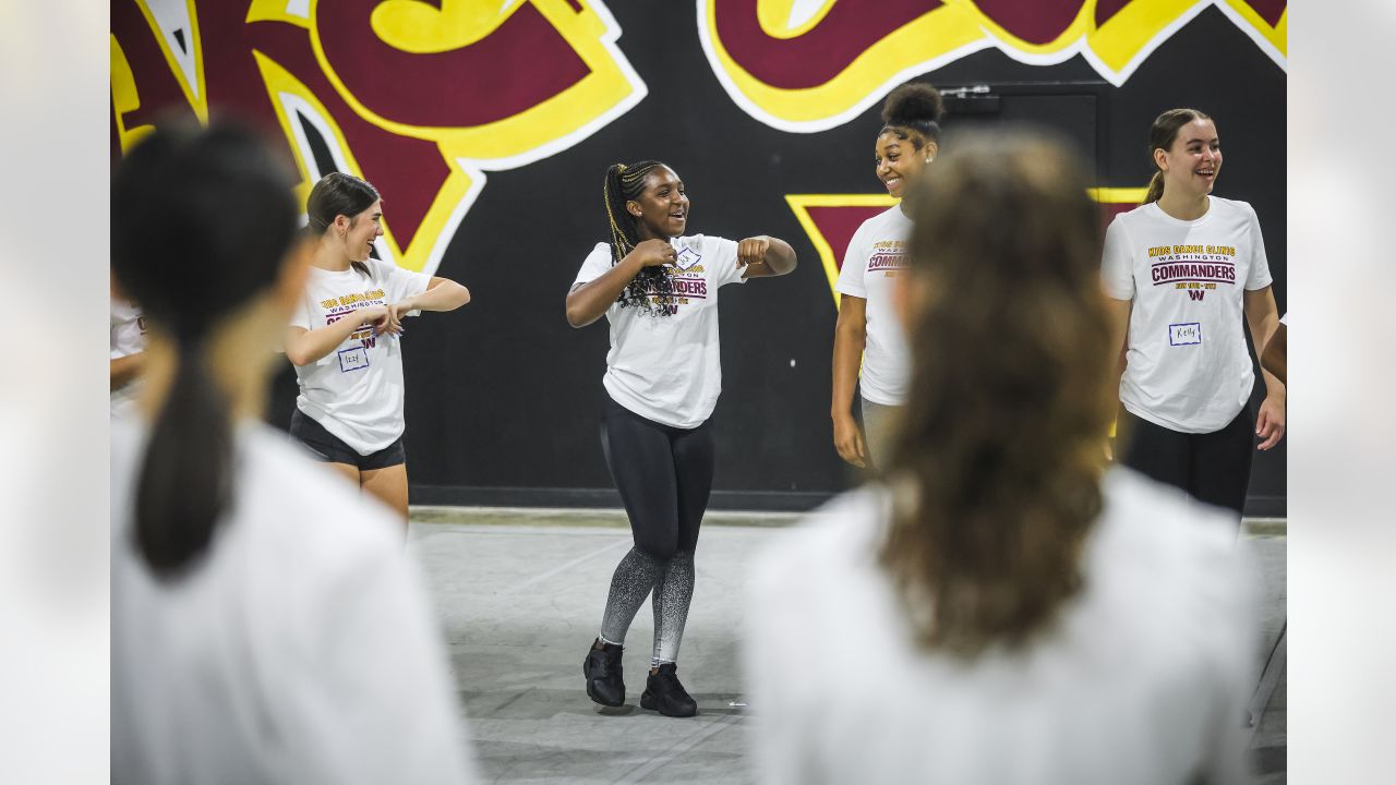 PHOTOS  Commanders Entertainment team holds summer dance clinic