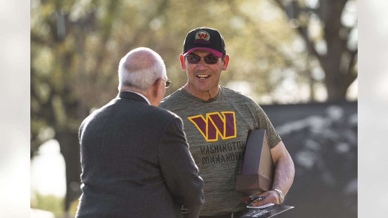 Commanders Head Coach Ron Rivera honored at WWI Memorial for